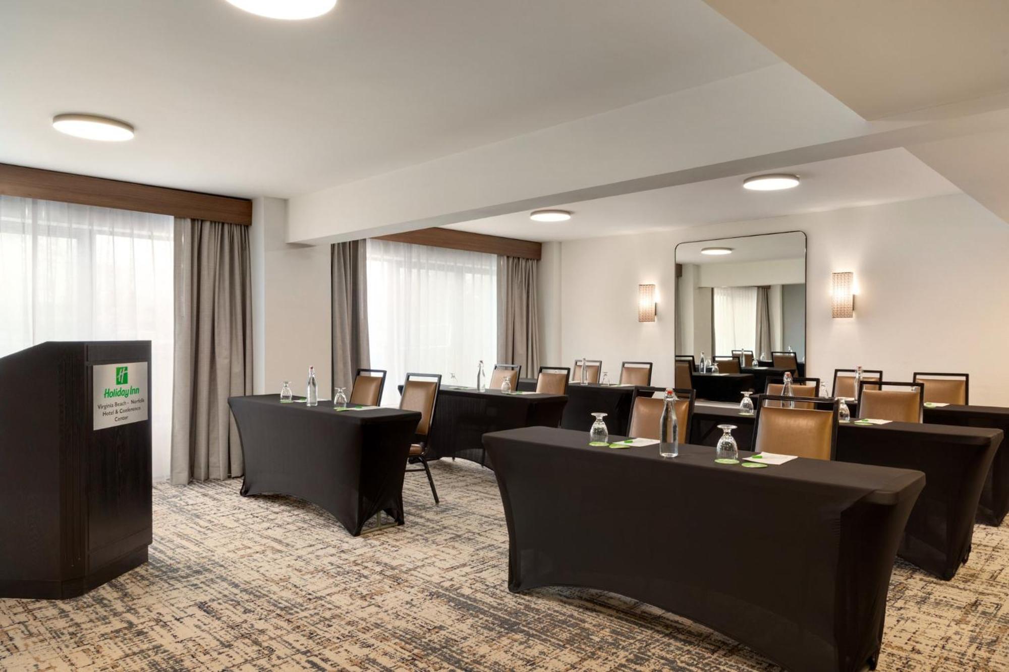Holiday Inn Virginia Beach - Norfolk By Ihg Exterior foto
