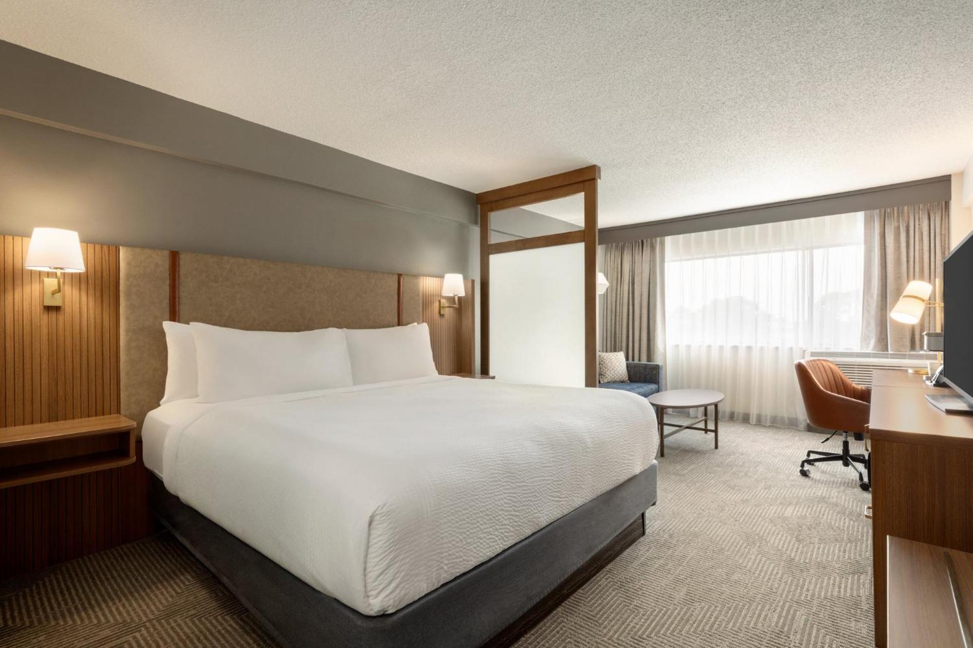 Holiday Inn Virginia Beach - Norfolk By Ihg Exterior foto